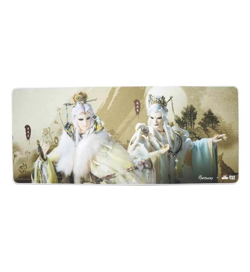 x Pili Glove Puppetry Show  - Justice